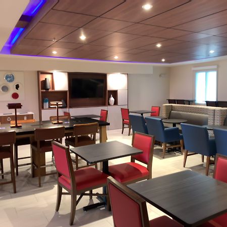Holiday Inn Express Hotel & Suites Exmore-Eastern Shore By Ihg Exteriör bild